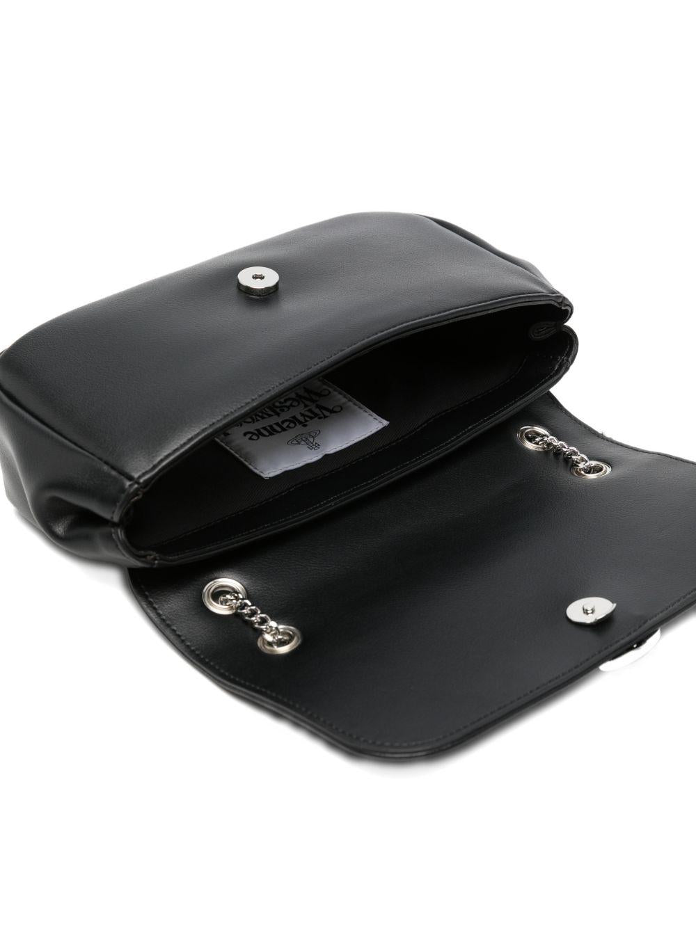 Borsa a spalla con catena in nero 