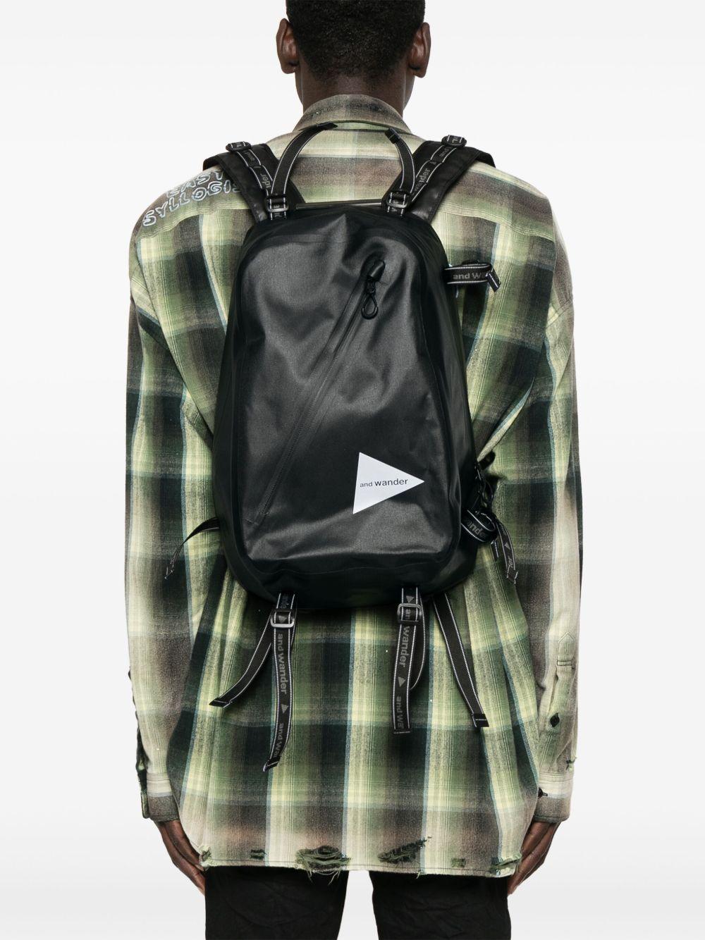 Zaino impermeabile in nero And wander - uomo 
