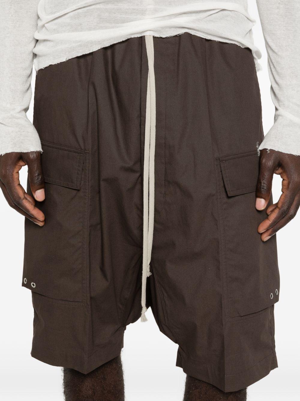 Pantaloncini con coulisse cargo pods in marrone Rick owens - uomo 
