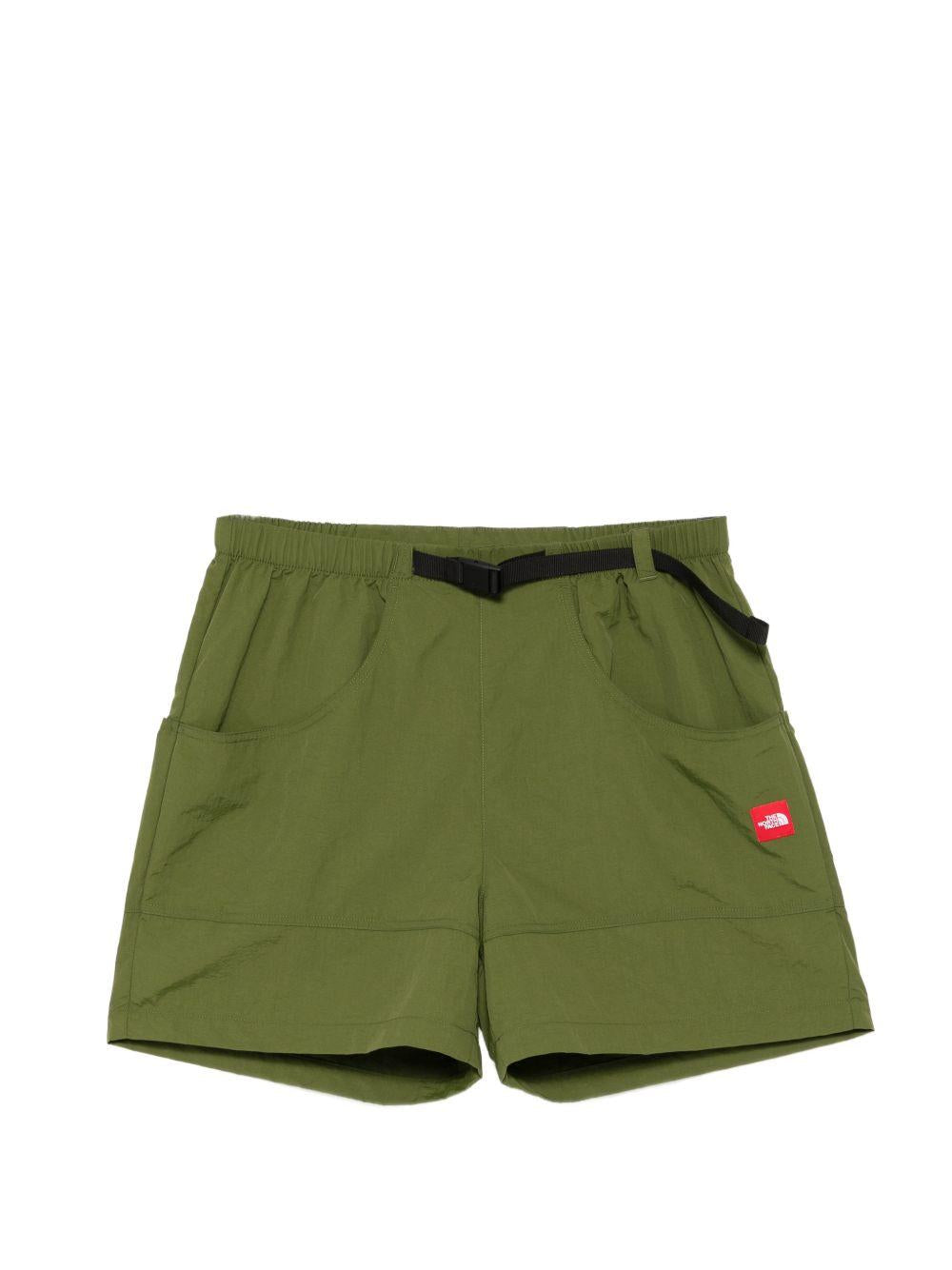 Pantaloncini con dettagli a fibbia in verde The north face - uomo 