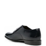 Derby in pelle in nero 