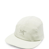 Cappello con logo in verde 