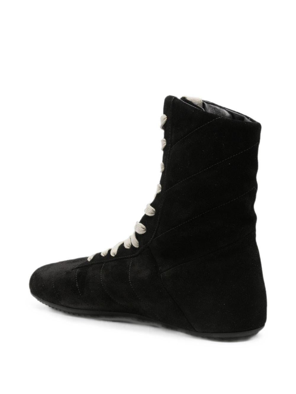 Sneakers alte in suede in nero 