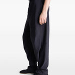 Pantaloni con tasche in nero LEMAIRE - uomo 