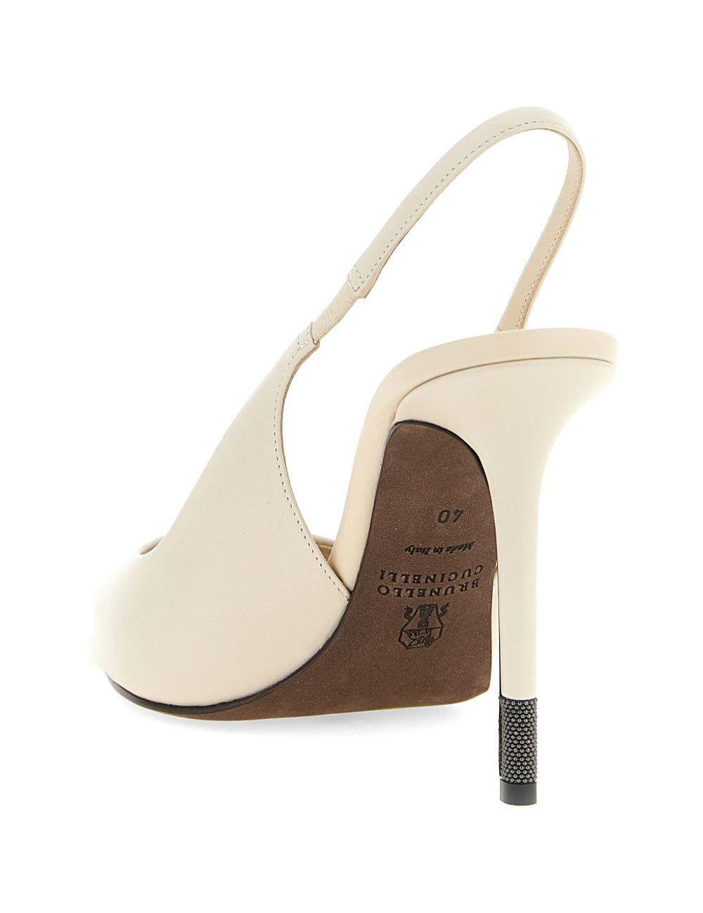 Décolleté in pelle con punta monile in bianco Brunello cucinelli - donna 