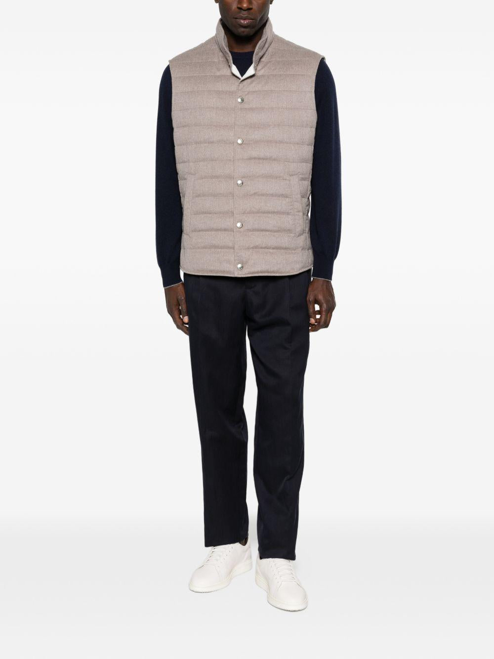 Gilet imbottito con tasche in beige Brunello Cucinelli - uomo 