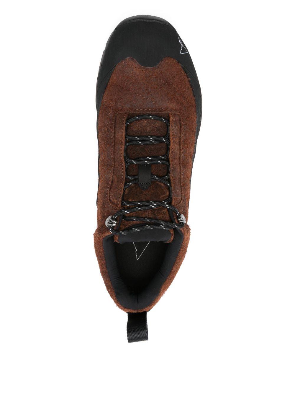 Seakers in camoscio con zip in marrone 