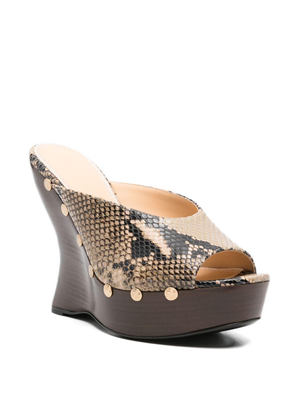 MULES con borchie in pelle di serpente in marrone Magda butrym - donna 