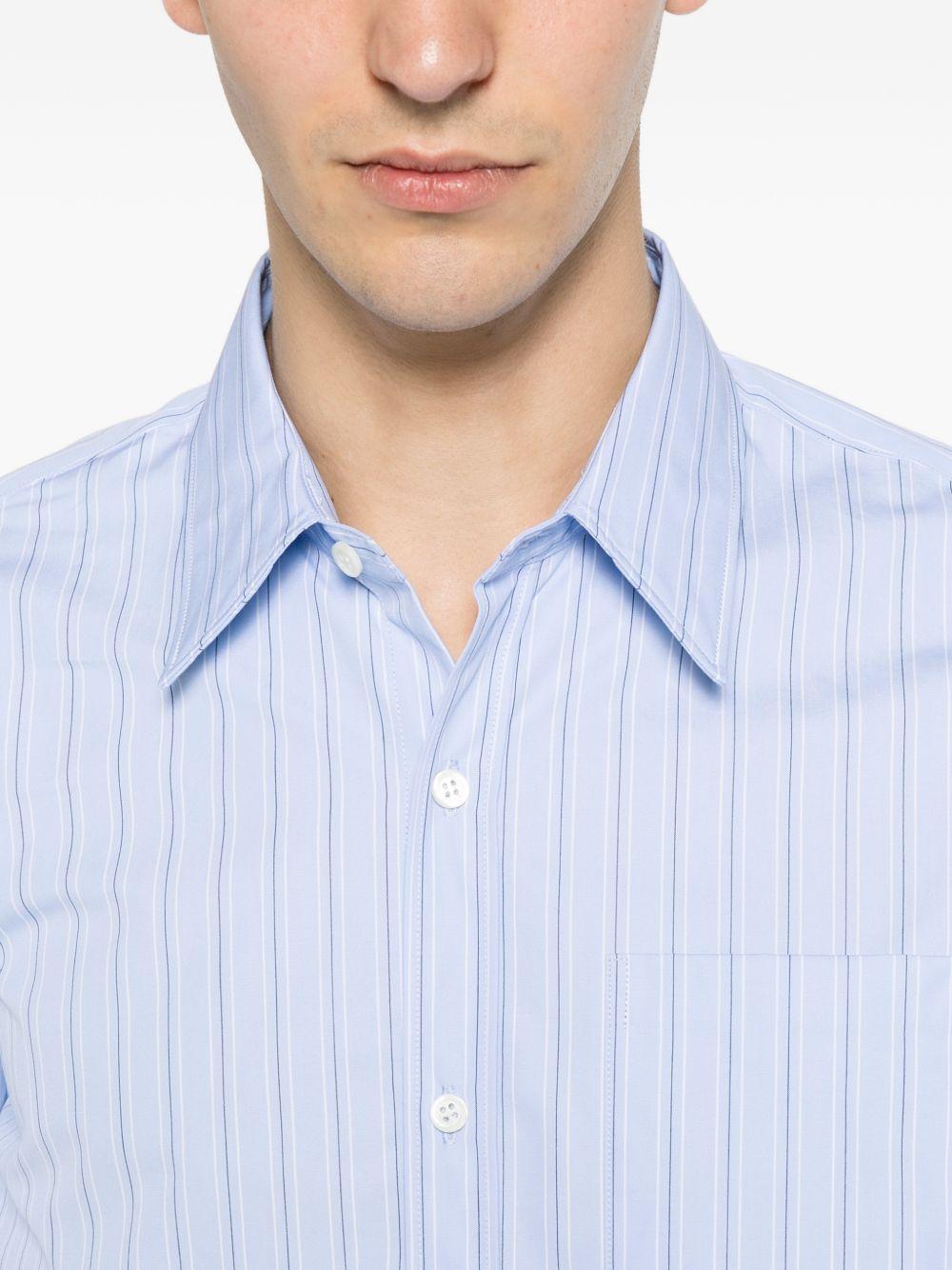 Camicia a righe corbino in celeste 