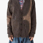 Cardigan con effetto vissuto e design a pannelli in marrone Khoki - uomo 