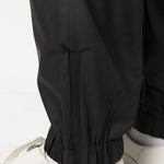Pantaloni elasticizzati con coulisse in nero Rains - donna 