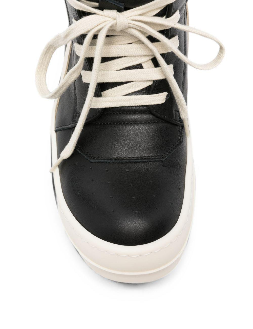 Sneakers alte geobasket in nero 