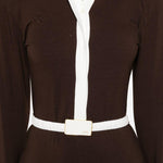 Abito midi con colletto polo in marrone e bianco Rowen Rose - donna 