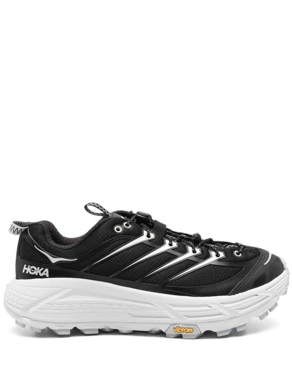 Sneakers Mafate Three 2 in nero e bianco Hoka - uomo 