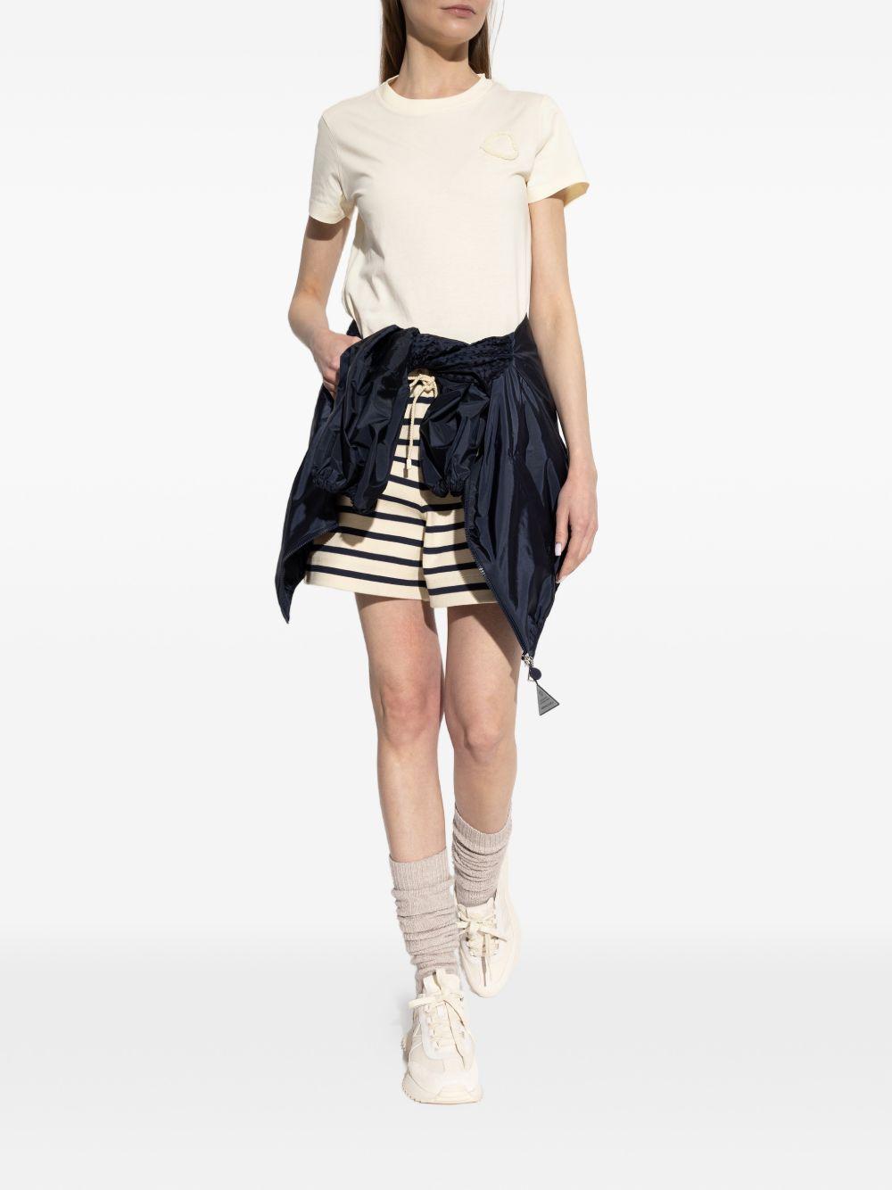 T-shirt con logo in bianco Moncler - donna 