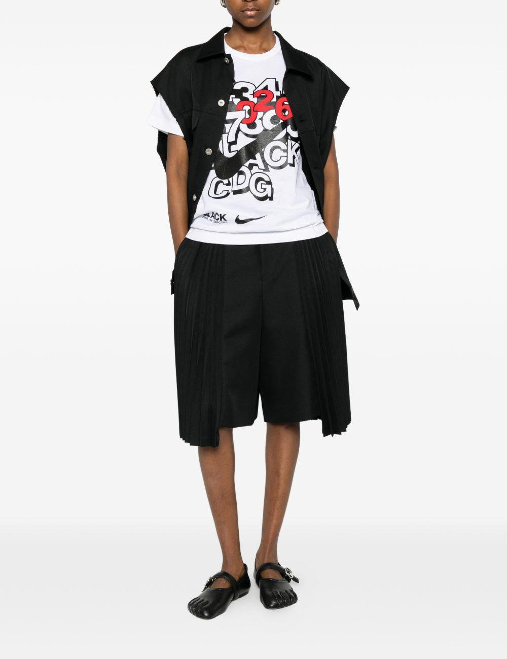 T-shirt con stampa in bianco e nero  Comme Des Garçons Black  x Nike - unisex 