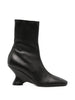 Stivaletti con tacco in pelle in nero