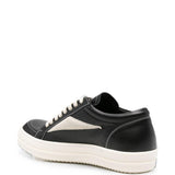 Sneakers basse vintage in pelle in nero 