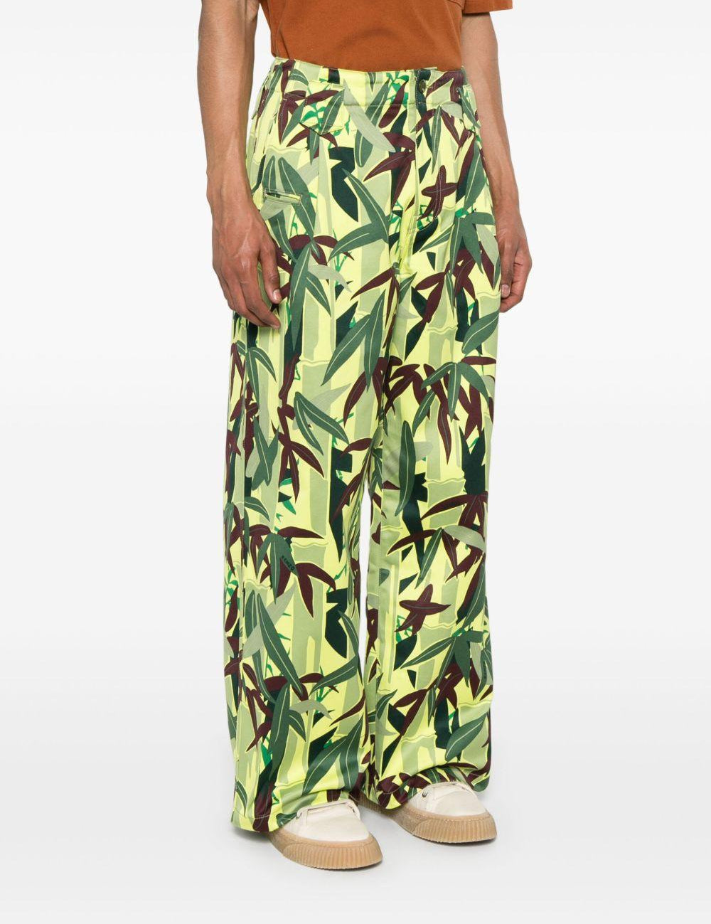 Pantaloni con stampa Chiku-Rin Camo in verde Kenzo - uomo 