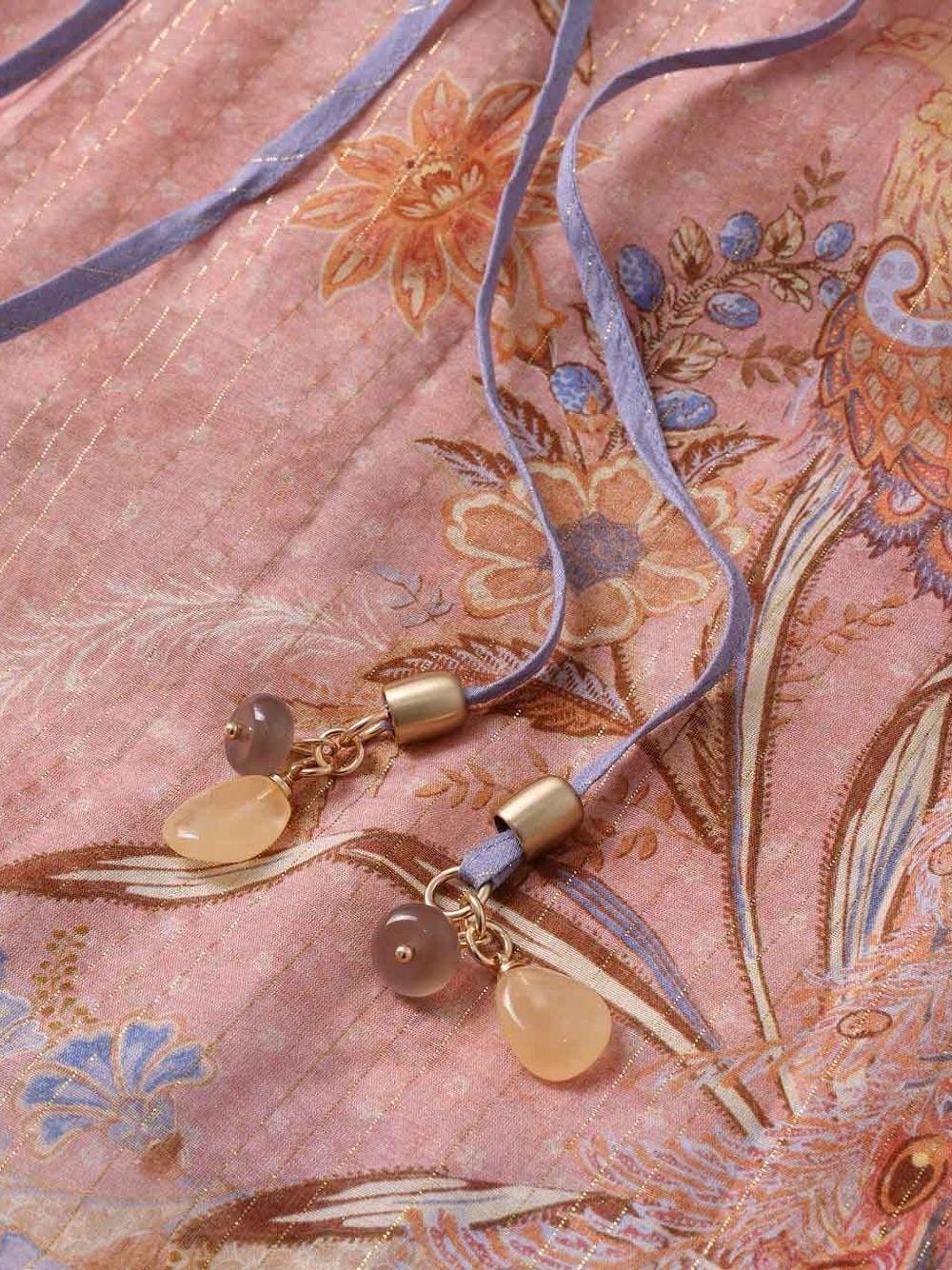 Abito lungo Indra con stampa floreale in rosa 