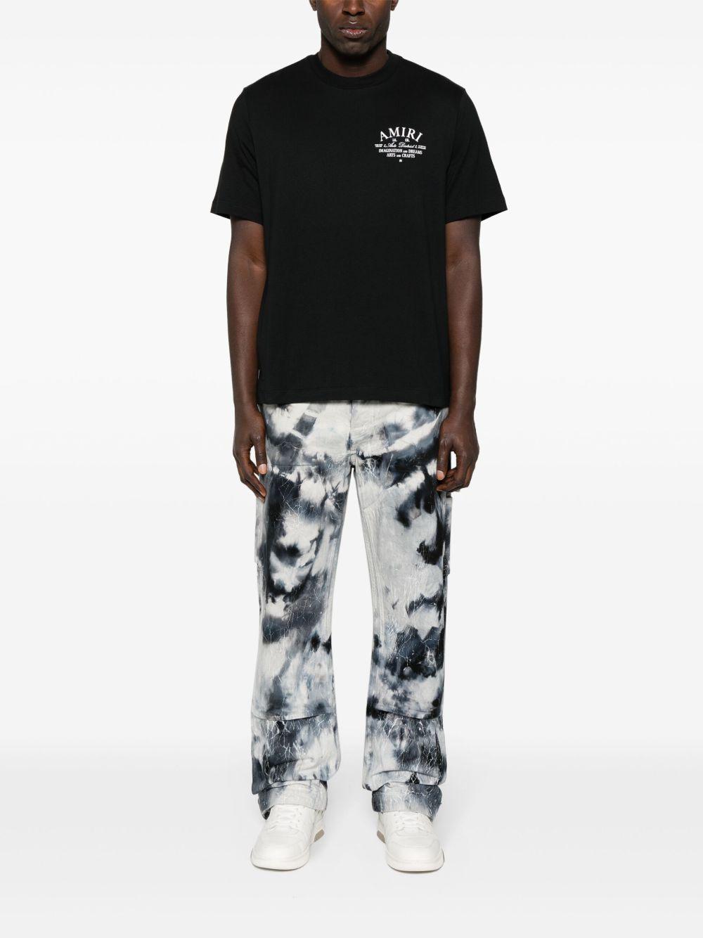 T-shirt a maniche corte con logo  in nero 
