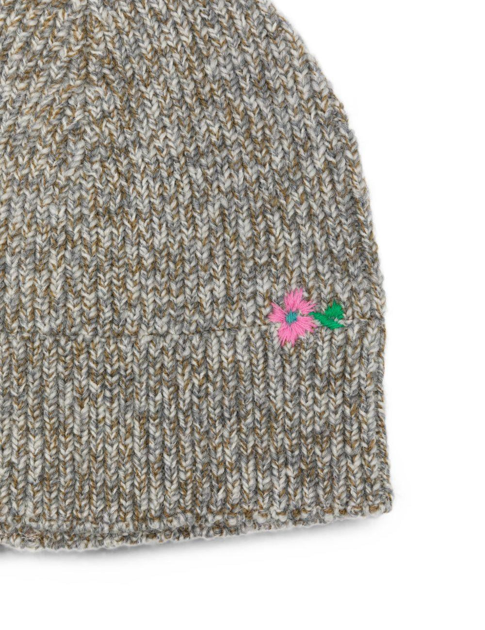 Cappello con ricamo manar in blu 
