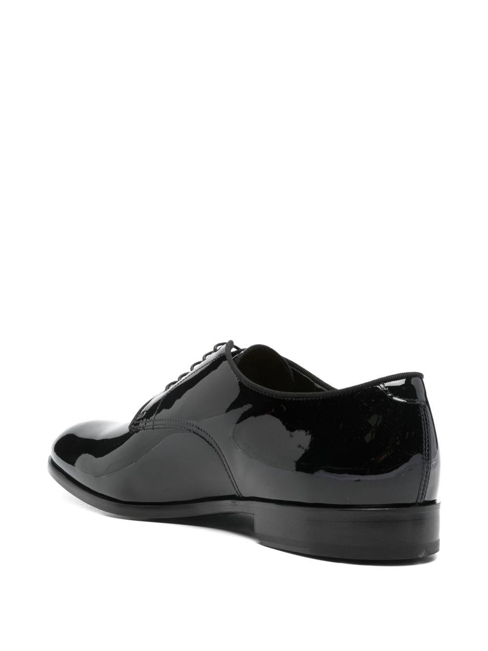 Derby in pelle verniciata in nero Doucal's - uomo 