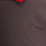 Polo con colletto a contrasto in marrone e rosso 