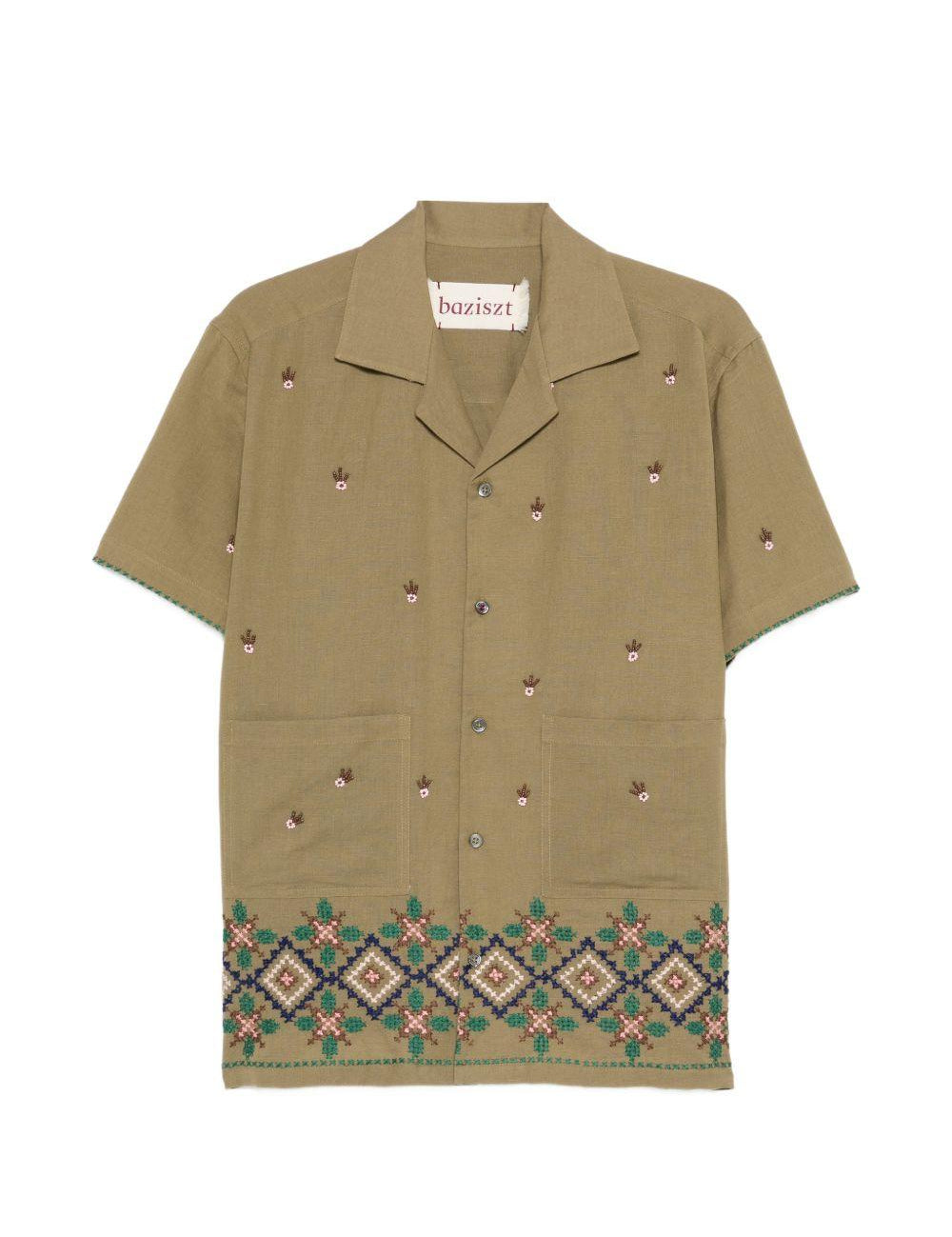 Camicia con orlo ricamato in verde Baziszt - uomo 