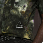 Camicia a maniche corte con stampa grafica in verde Roa x and wander - uomo 