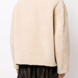 Giacca in shearling in bianco Toteme - donna 