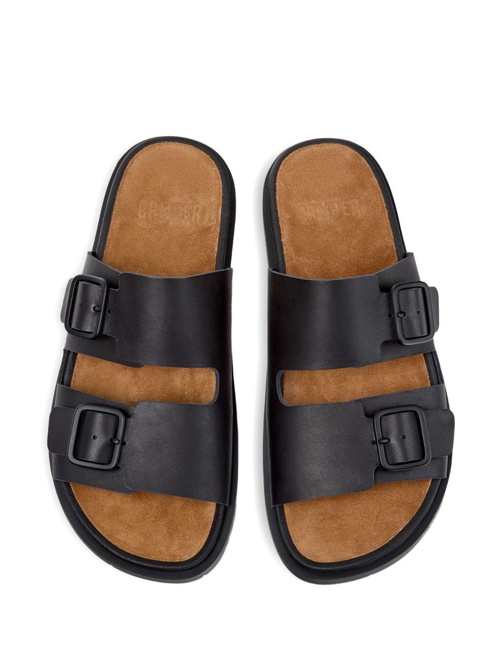 Sandali con fibbia in nero Camper - uomo 