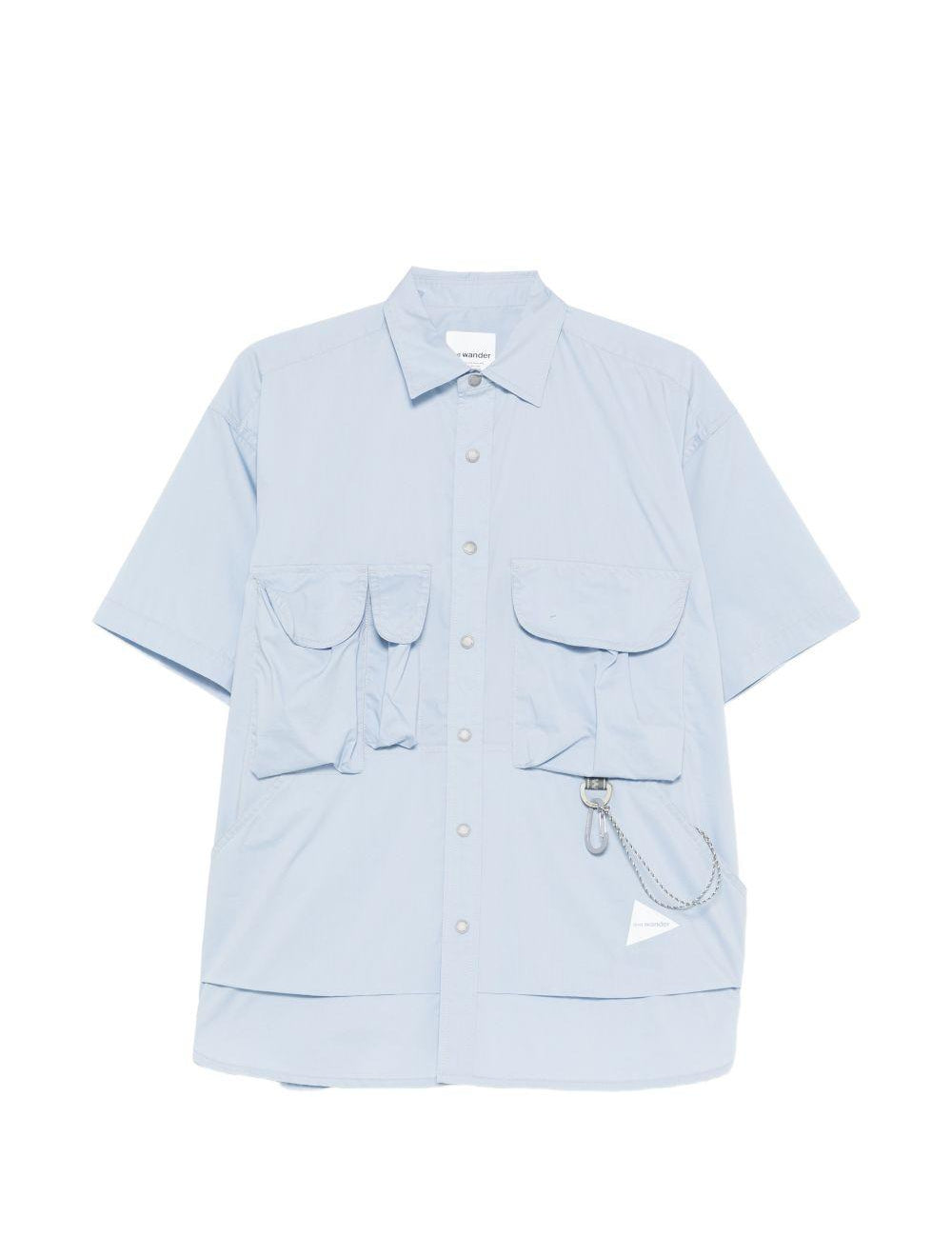 Camicia a maniche corte con tasche in celeste And wander - uomo 