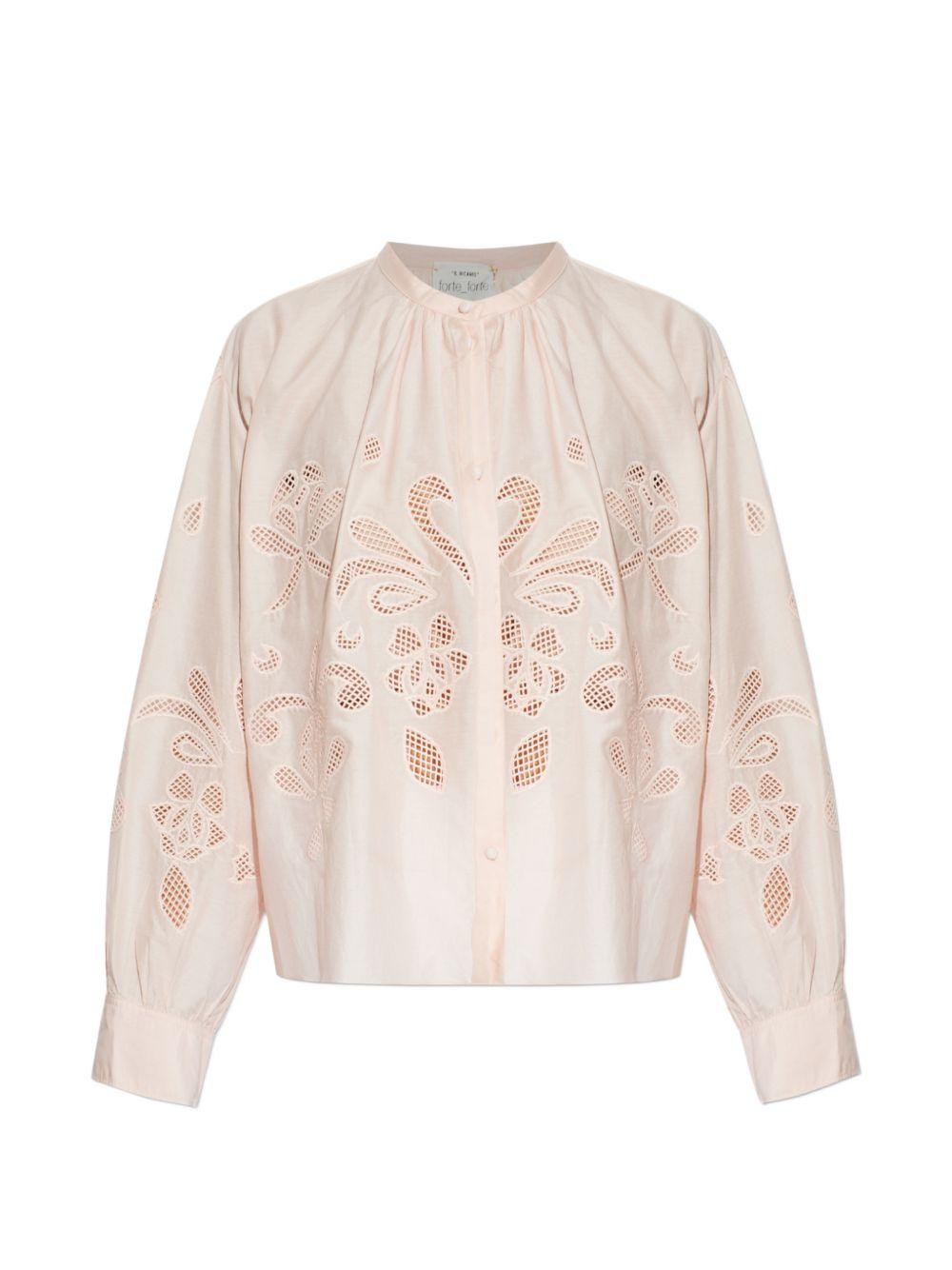 Blusa  ricamata in rosa 