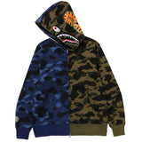 Felpa con zip intera e motivo mimetico a squalo in blu e verde A bathing ape - uomo 