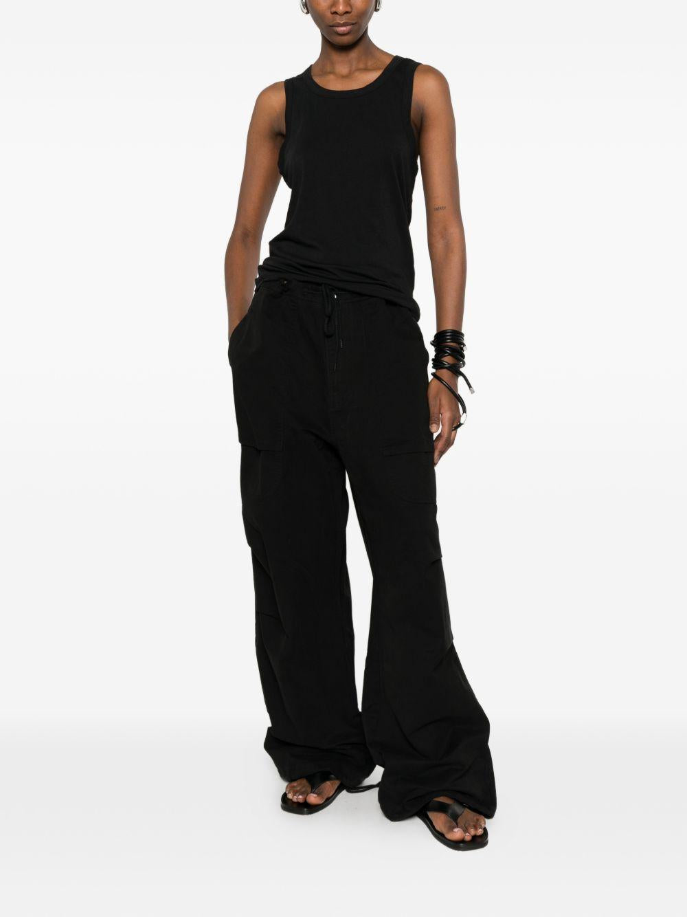 Pantaloni cargo con coulisse in nero Entire studios - unisex 