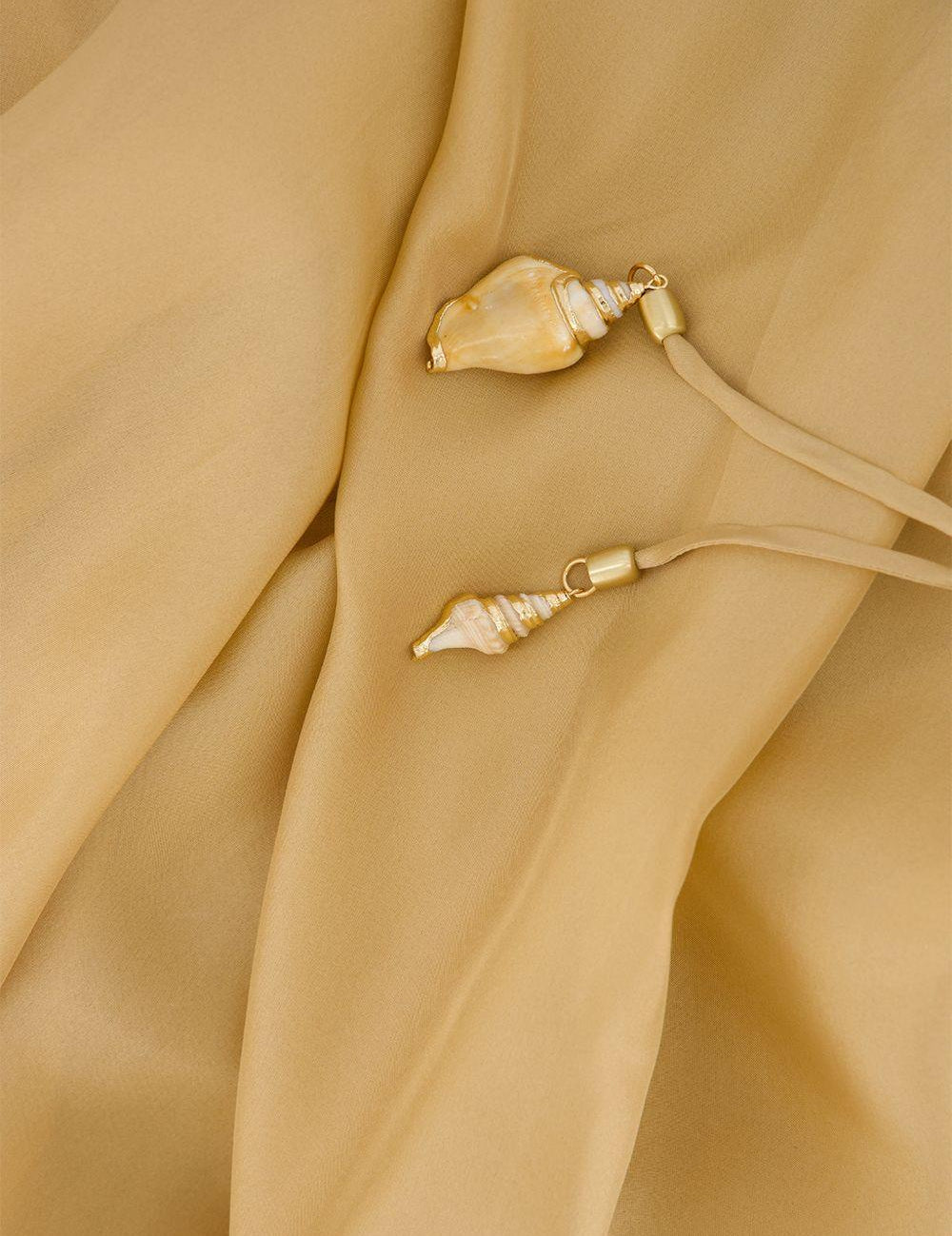 Abito lungo con cut-out Mahon in beige 