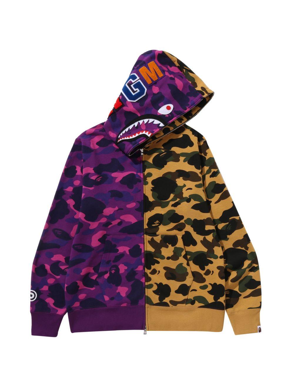 Felpa con zip intera e motivo mimetico con squalo in viola A bathing ape - uomo 