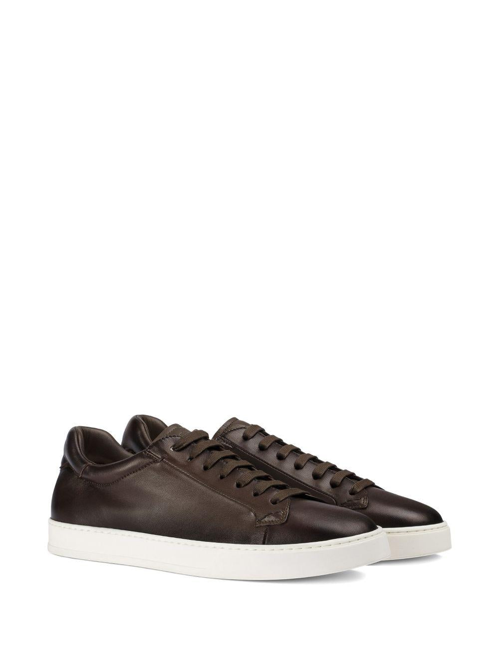 Sneakers in pelle con lacci in marrone Doucal's - uomo 