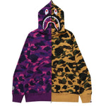 Felpa con zip intera e motivo mimetico con squalo in viola A bathing ape - uomo 