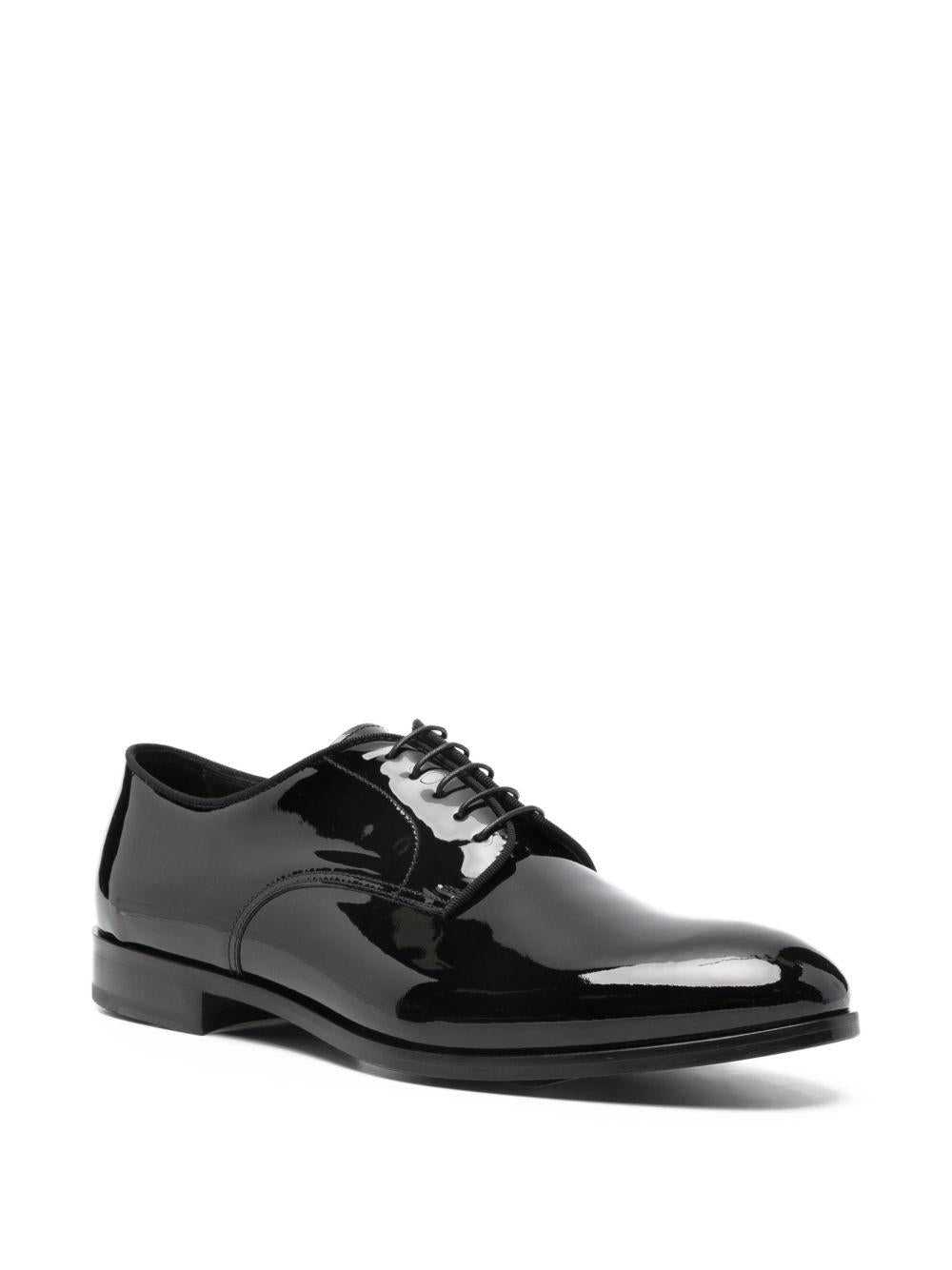 Derby in pelle verniciata in nero Doucal's - uomo 