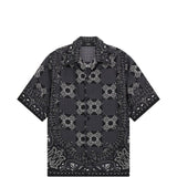 Camicia a maniche corte con stampa bandana in nero 