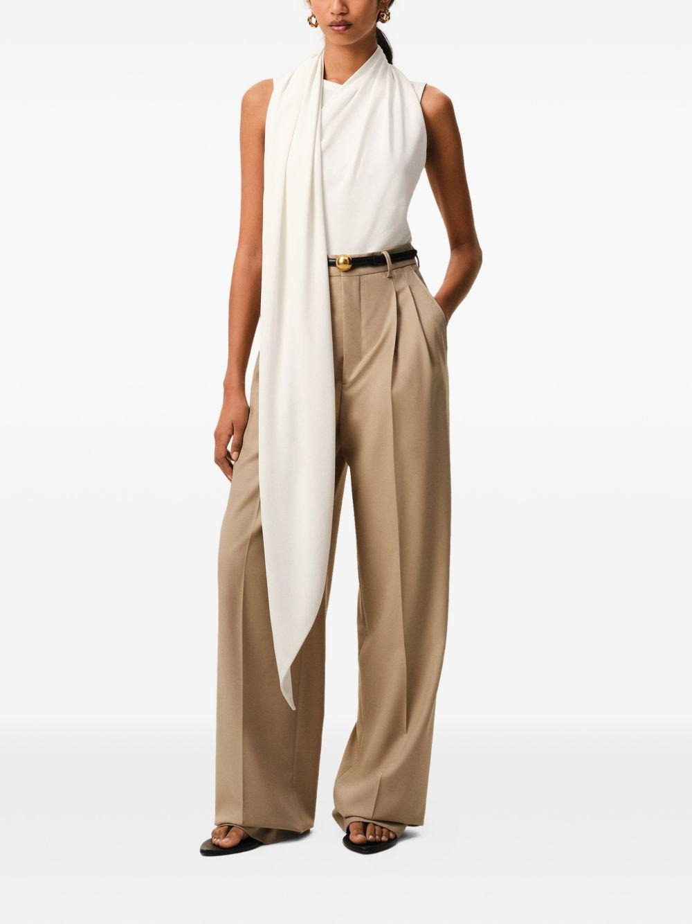 Top Lavalliere con foulard in avorio 