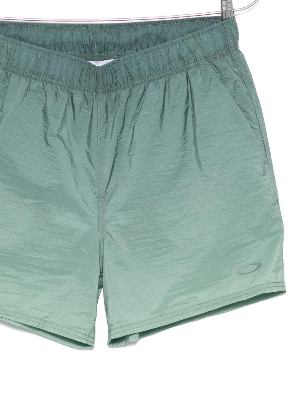 Costume con vita elasticizzata in verde Oakley - uomo 