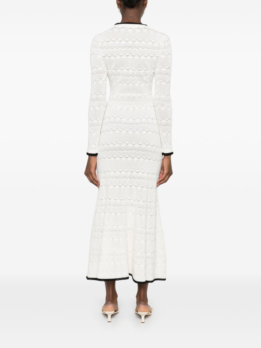 Abito midi in maglia traforata con dettaglio a fiocco in bianco 