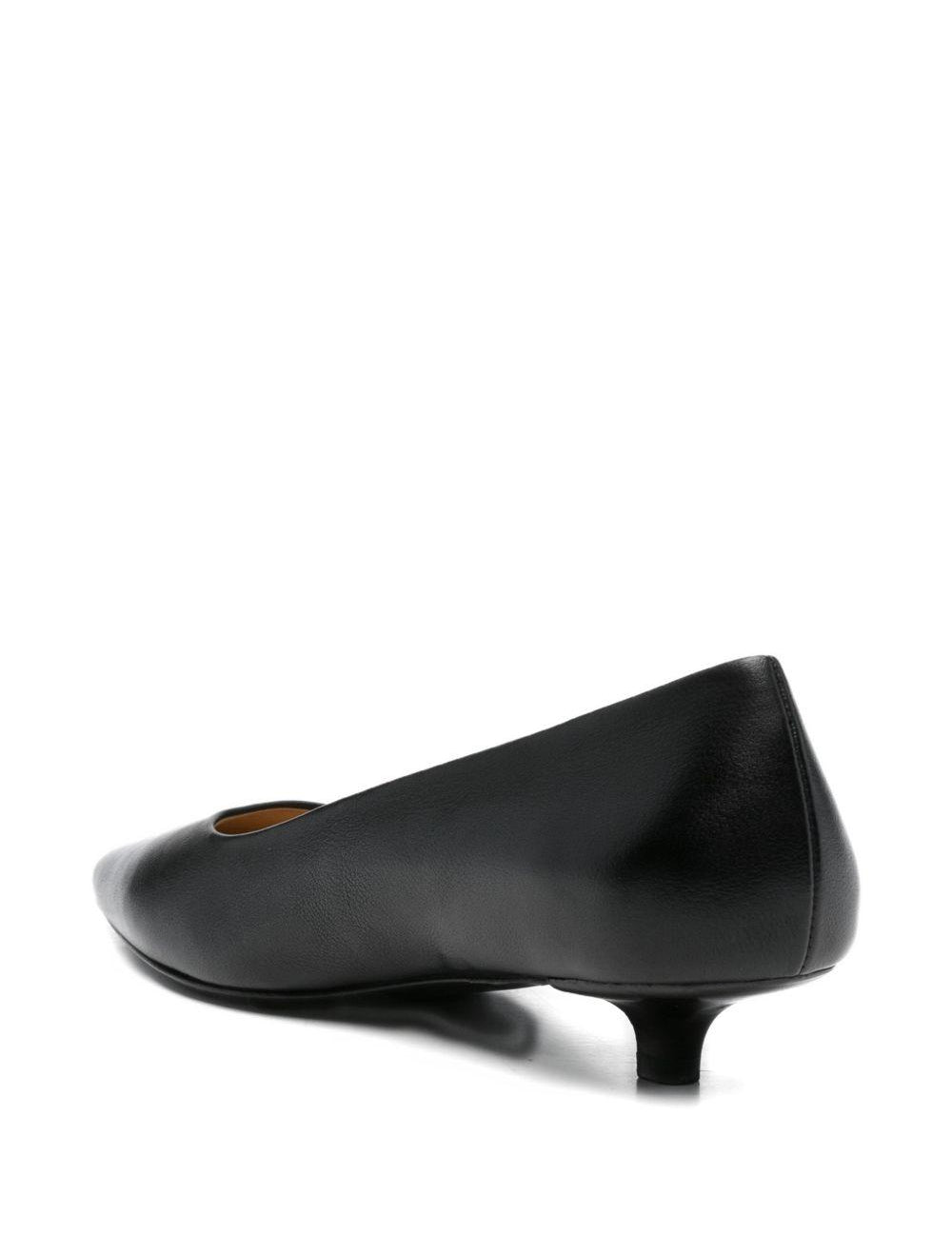 Decollete a punta spino in nero Marsell - donna 