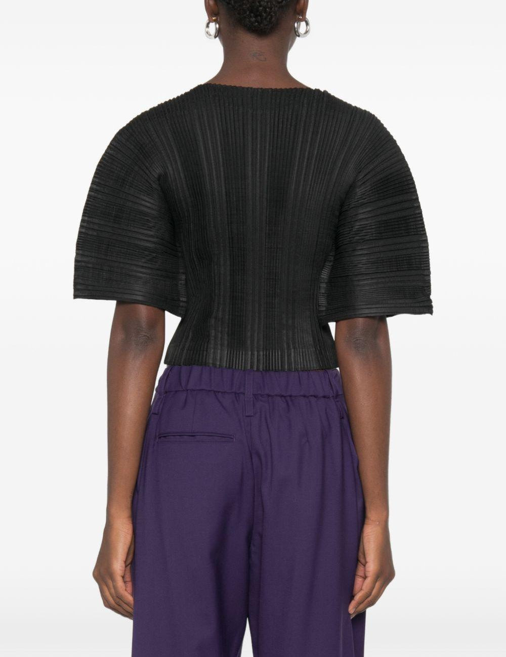 Top  plissettato in nero 