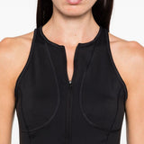 Abito sportivo con shorts e logo in nero 
