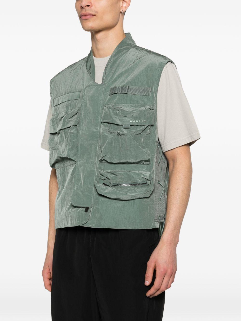 Gilet con tasca con zip in verde Oakley - uomo 
