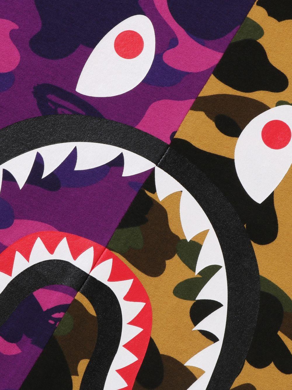 T-shirt in cotone con stampa mimetica in viola A bathing ape - uomo 